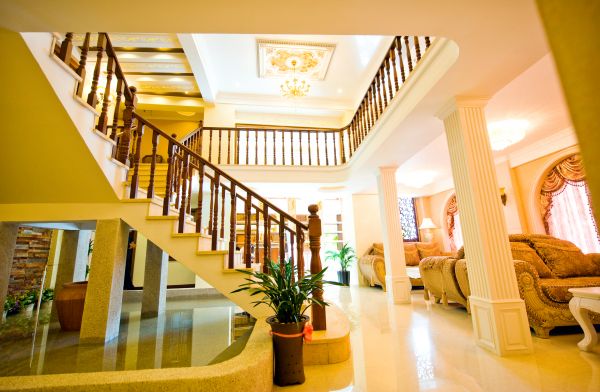Front Hall Lighting Service